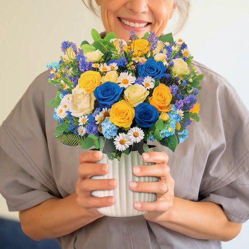 Cerulean Dream Pop-Up Bouquet